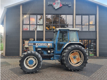 Tractor FORD