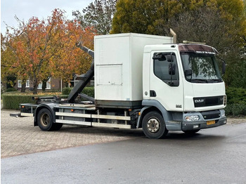 Haakarmsysteem vrachtwagen DAF LF 45 180