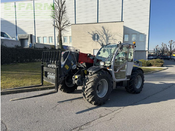 Tractor MASSEY FERGUSON