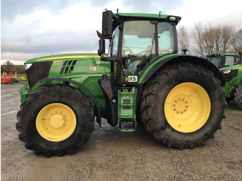 Tractor JOHN DEERE 6215R