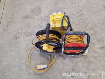 Bouwmaterieel 110 Volt Transformer, 110 Volt Extention Leads (3 of): afbeelding 4