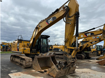 Rupsgraafmachine CATERPILLAR 323