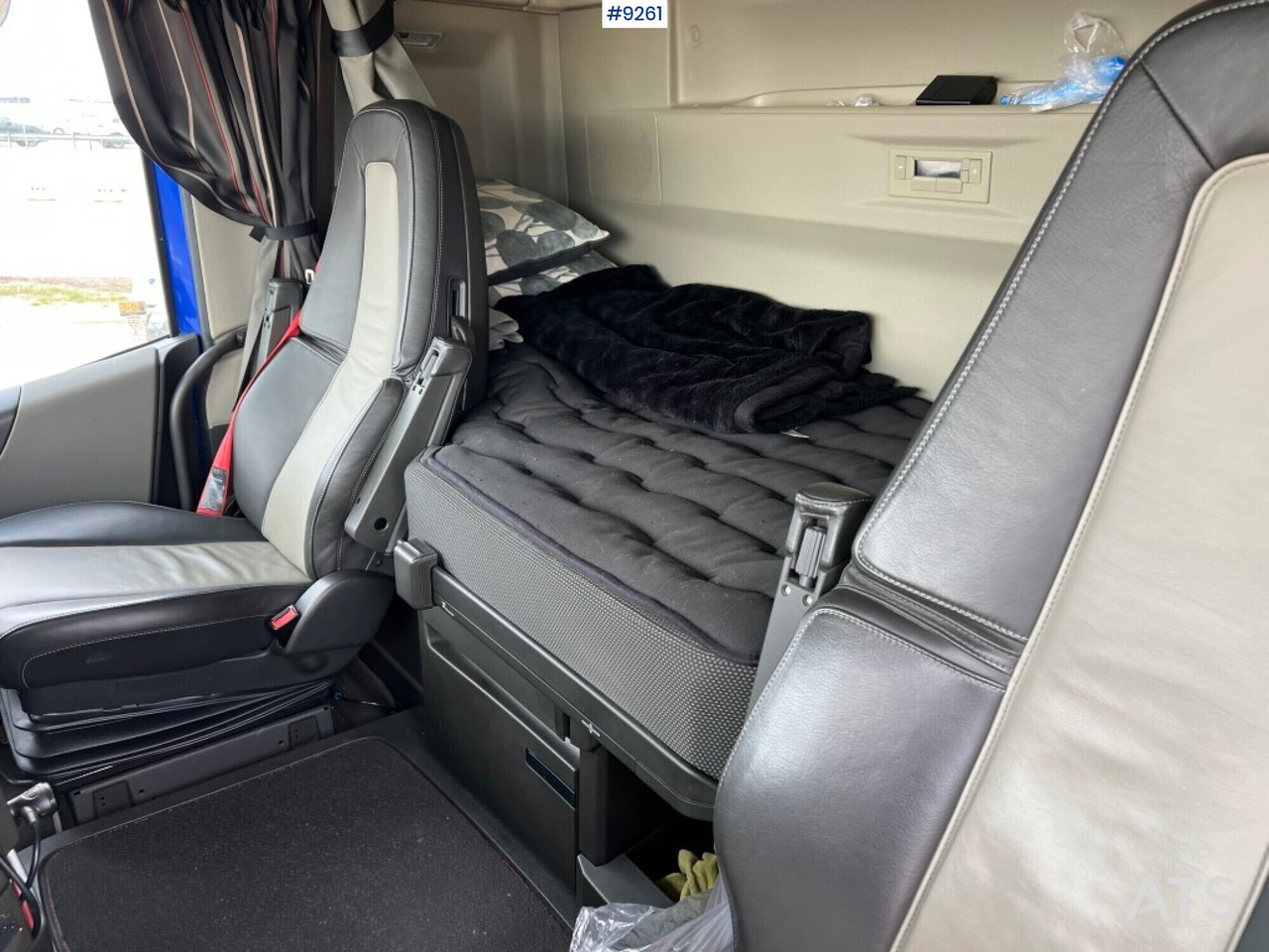 Trekker Newly inspected tractor unit VOLVO FH 62 TT - VIDEO: afbeelding 27 Trekker Newly inspected tractor unit VOLVO FH 62 TT - VIDEO: afbeelding 27