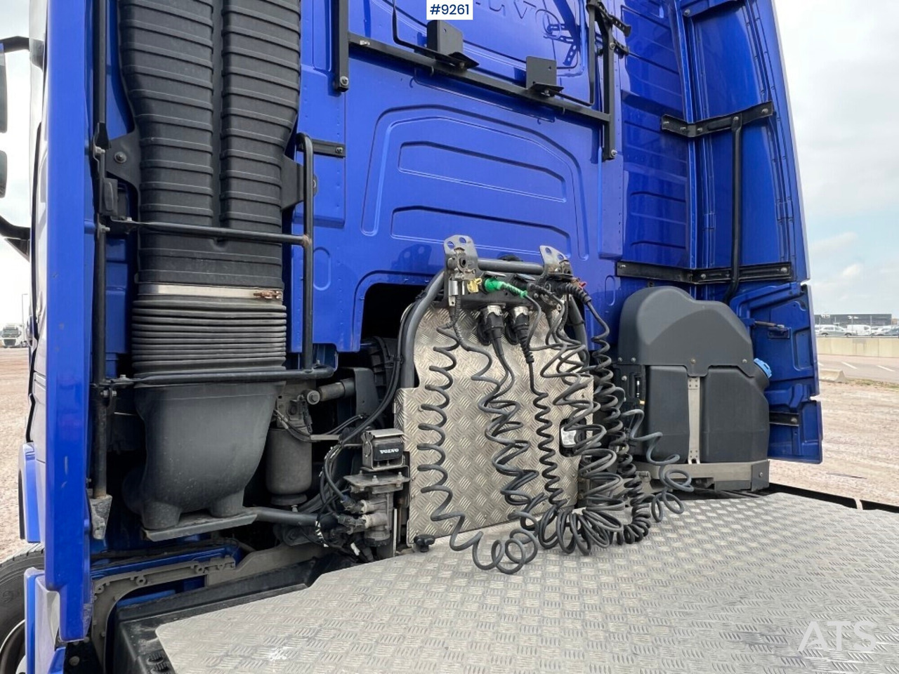 Trekker Newly inspected tractor unit VOLVO FH 62 TT - VIDEO: afbeelding 16 Trekker Newly inspected tractor unit VOLVO FH 62 TT - VIDEO: afbeelding 16