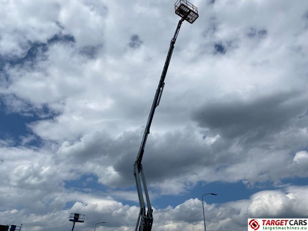 Leasing SkyJack SJ63AJ Articulated 4x4 Diesel Boom WorkLift 2136cm  SkyJack SJ63AJ Articulated 4x4 Diesel Boom WorkLift 2136cm: afbeelding 40