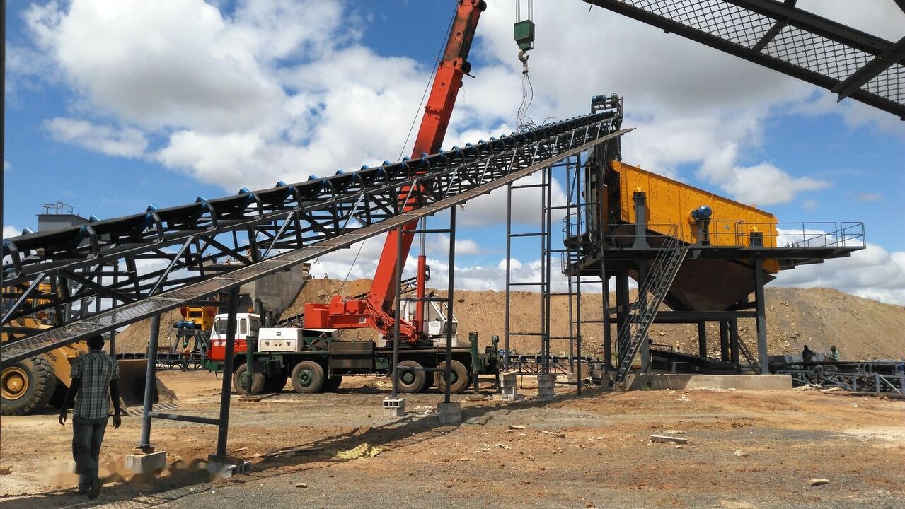 Nieuw Kaakbreker Kinglink 250TPH Basalt \ Silex Stone Crusher Crushing Plant: afbeelding 6