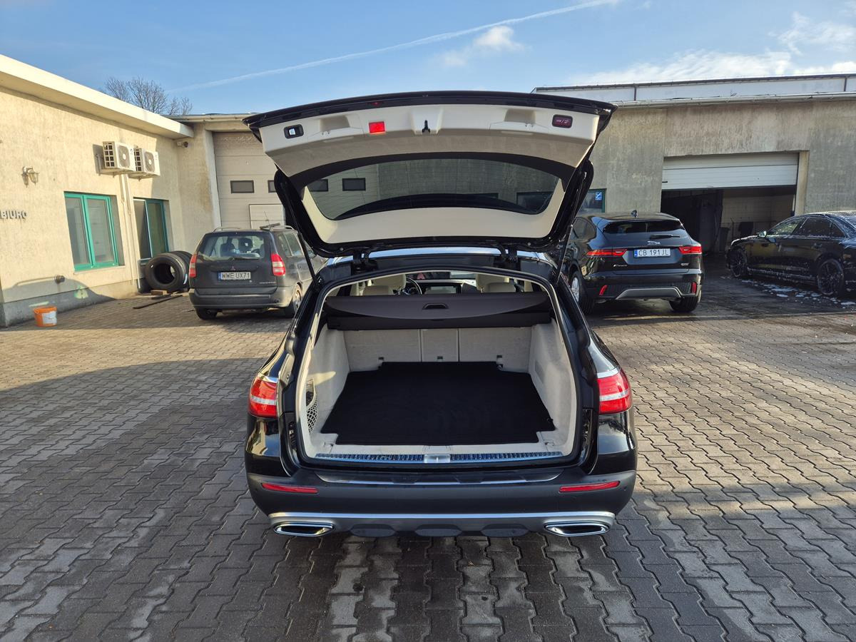 Personenwagen MERCEDES BENZ E 220 D 4MATIC KOMBI: afbeelding 8