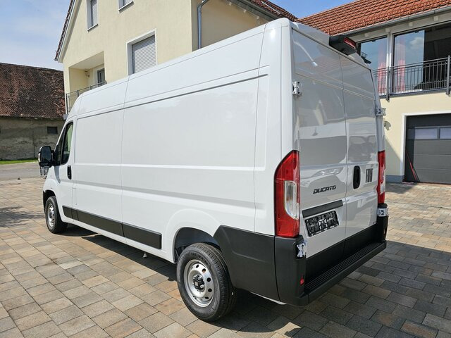 Gesloten bestelwagen FIAT Ducato 35 L4H2 140 13m³ Serie 10 Safety Paket: afbeelding 36