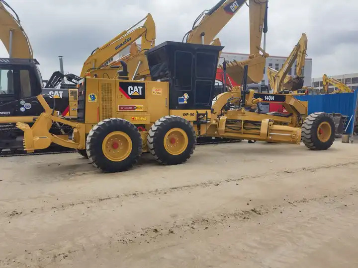 Grader used motor grader cat 140h SECOND HAND grader for caterpillar 140h 140k FOR SALE: afbeelding 6