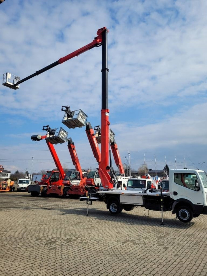 Vrachtwagen hoogwerker VERSALIFT VTX240 - 24m Nissan NT400 - bucket truck boom lift: afbeelding 14