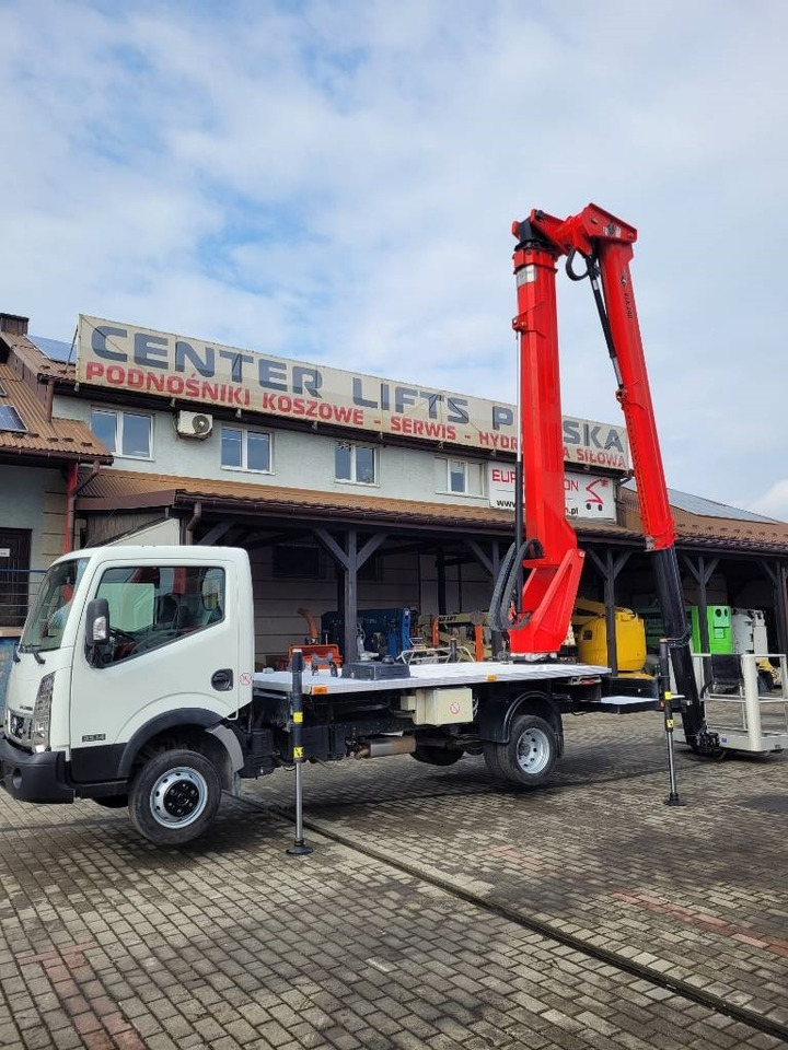 Vrachtwagen hoogwerker VERSALIFT VTX240 - 24m Nissan NT400 - bucket truck boom lift: afbeelding 6