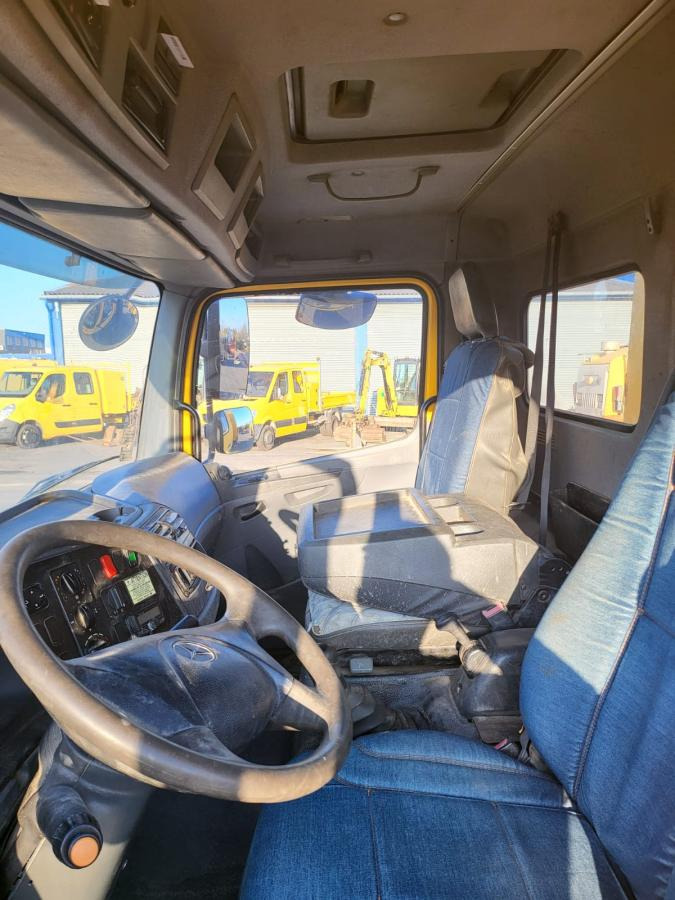 Haakarmsysteem vrachtwagen Mercedes Atego 1622: afbeelding 16