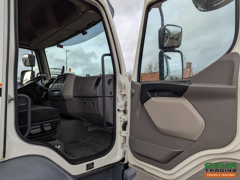 Leasing DAF LF 250 FA 4x2 SleeperCab 6cil 19T Euro6 - Schuifzeilen/Gesloten Bak 8.00M + Laadklep 2000KG - ZijDeur DAF LF 250 FA 4x2 SleeperCab 6cil 19T Euro6 - Schuifzeilen/Gesloten Bak 8.00M + Laadklep 2000KG - ZijDeur: afbeelding 14