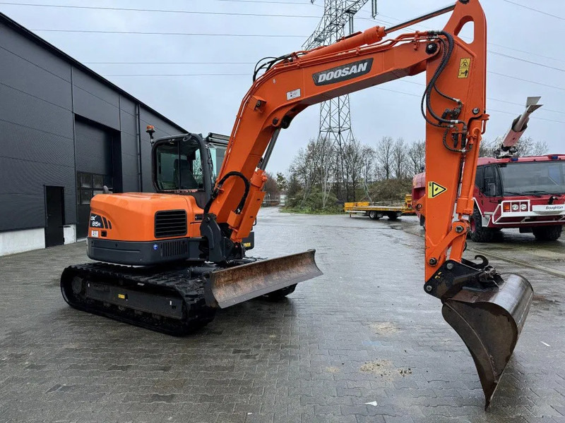 Rupsgraafmachine Doosan DX85-3 4500 HR NICE AND CLEAN MACHINE !! FIRST OWNER: afbeelding 7