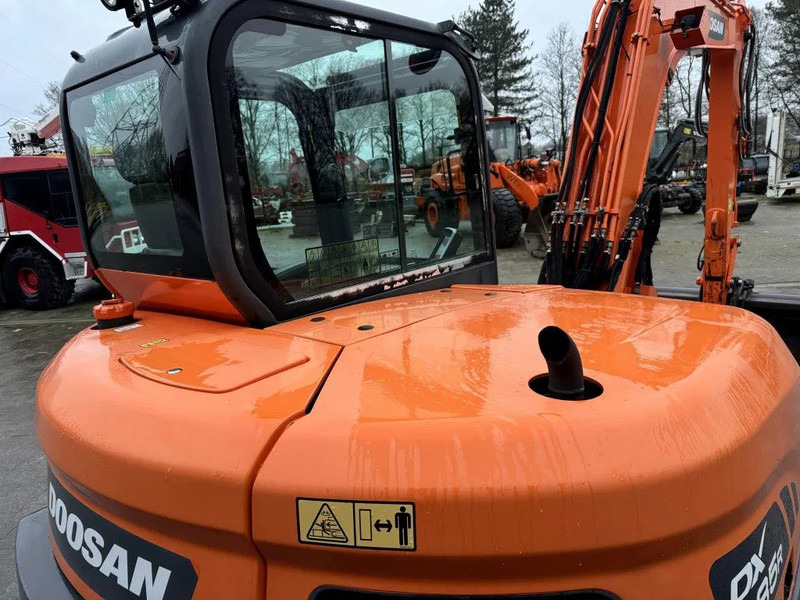 Rupsgraafmachine Doosan DX85-3 4500 HR NICE AND CLEAN MACHINE !! FIRST OWNER: afbeelding 12