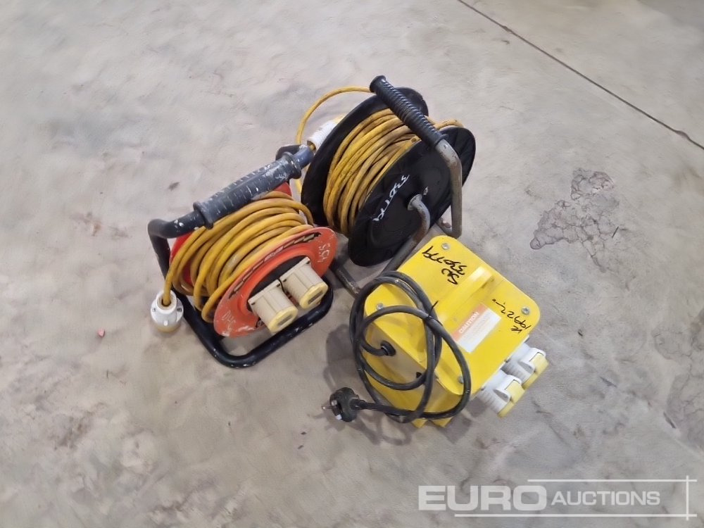 Bouwmaterieel 110 Volt Transformer, 110 Volt Extention Leads (3 of): afbeelding 7