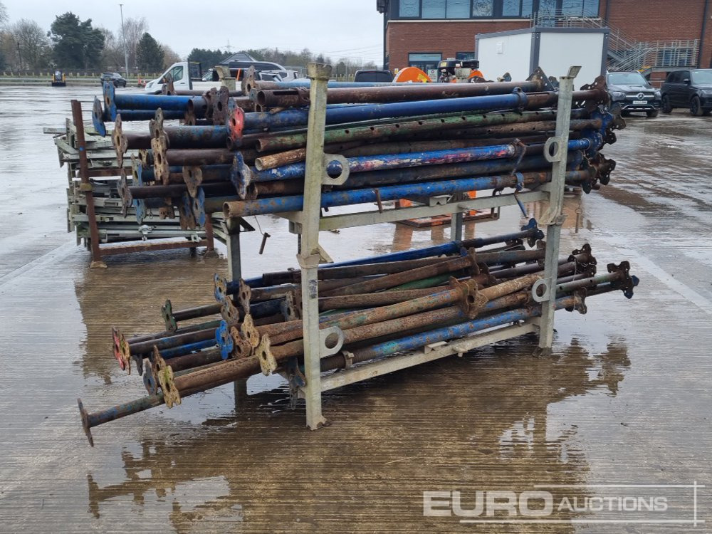 Bouwmaterieel Stillage of Acro Props (2 of): afbeelding 6